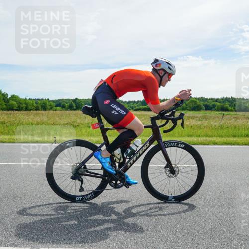 21.06.2026 - Viking Triathlon Michael Burmester http://msf.ph/oto/9884490 21.06.2026 11:24:44 Radfahren 55, 64, 68, 117, 182, 199, 255, 267, 386, 397, 413, 490, 502, 545, 612, 634 meine-sportfotos.de