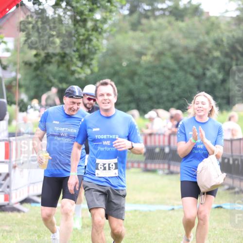 21.06.2026 - 29. Vierlanden-Triathlon Andreas Tolksdorf http://msf.ph/oto/9884515 21.06.2026 11:27:27 Ziel 442, 521, 619, 442, 521, 619 meine-sportfotos.de