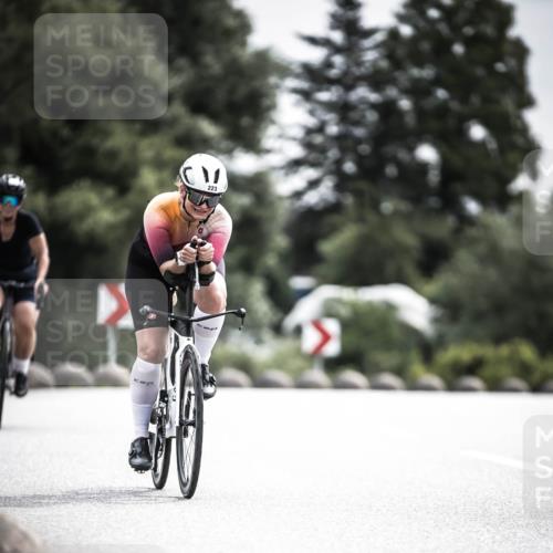 21.06.2026 - 29. Vierlanden-Triathlon H.Heesch http://msf.ph/oto/9884576 21.06.2026 10:36:16 Radfahren 223, 349, 504 meine-sportfotos.de