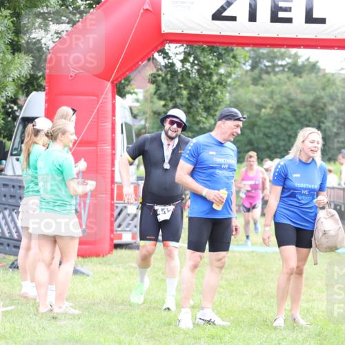 21.06.2026 - 29. Vierlanden-Triathlon Andreas Tolksdorf http://msf.ph/oto/9884593 21.06.2026 11:27:33 Ziel 521, 521 meine-sportfotos.de