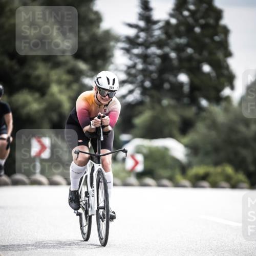 21.06.2026 - 29. Vierlanden-Triathlon H.Heesch http://msf.ph/oto/9884620 21.06.2026 10:36:16 Radfahren 223, 349, 504 meine-sportfotos.de