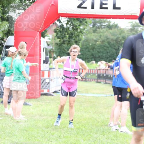 21.06.2026 - 29. Vierlanden-Triathlon Andreas Tolksdorf http://msf.ph/oto/9884675 21.06.2026 11:27:41 Ziel 396, 396 meine-sportfotos.de