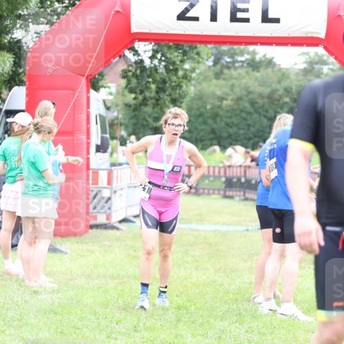 21.06.2026 - 29. Vierlanden-Triathlon Andreas Tolksdorf http://msf.ph/oto/9884707 21.06.2026 11:27:42 Ziel 328, 396, 328, 396 meine-sportfotos.de