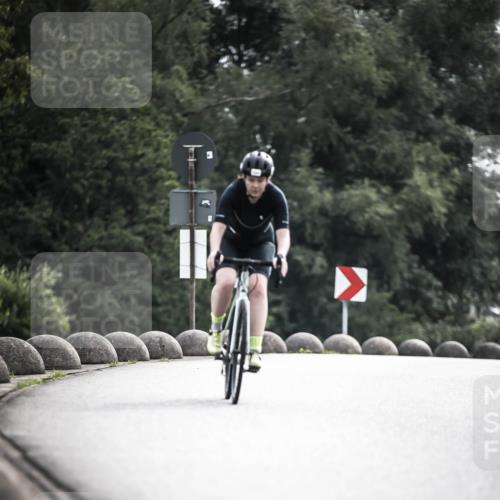 21.06.2026 - 29. Vierlanden-Triathlon H.Heesch http://msf.ph/oto/9884758 21.06.2026 09:19:23 Radfahren 99, 224, 228 meine-sportfotos.de