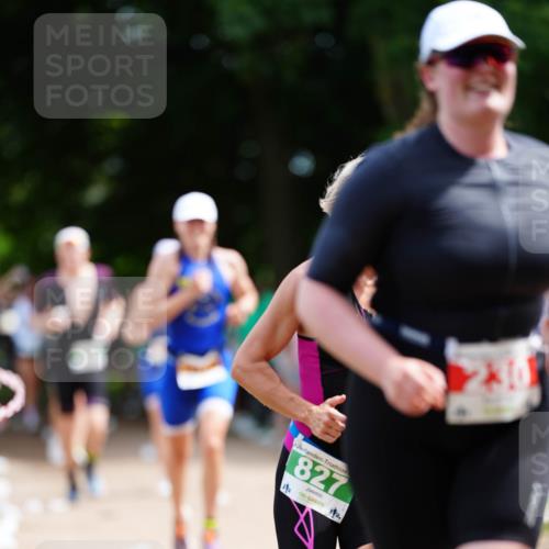 21.06.2026 - 29. Vierlanden-Triathlon LAZAROV Photography http://msf.ph/oto/9884782 21.06.2026 13:06:11 Laufen 827, 14, 230 meine-sportfotos.de
