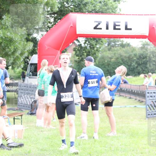 21.06.2026 - 29. Vierlanden-Triathlon Andreas Tolksdorf http://msf.ph/oto/9884909 21.06.2026 11:28:01 Ziel 591, 591 meine-sportfotos.de