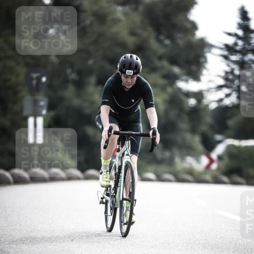 21.06.2026 - 29. Vierlanden-Triathlon H.Heesch http://msf.ph/oto/9884918 21.06.2026 09:19:24 Radfahren 99, 224, 228 meine-sportfotos.de