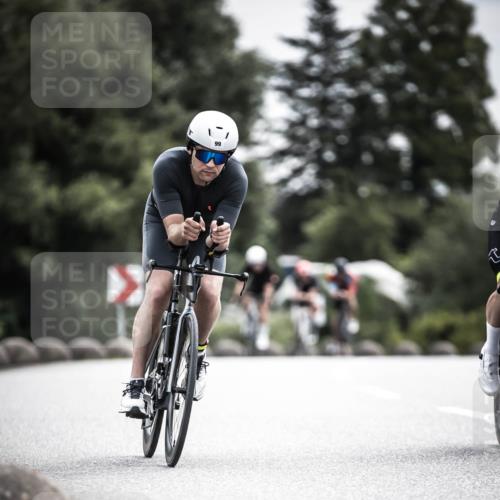 21.06.2026 - 29. Vierlanden-Triathlon H.Heesch http://msf.ph/oto/9884921 21.06.2026 10:36:44 Radfahren 51, 55, 78, 99, 106, 128, 177, 197, 292, 298 meine-sportfotos.de