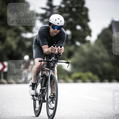 21.06.2026 - 29. Vierlanden-Triathlon H.Heesch http://msf.ph/oto/9884971 21.06.2026 10:36:45 Radfahren 51, 55, 78, 99, 106, 128, 197, 292 meine-sportfotos.de