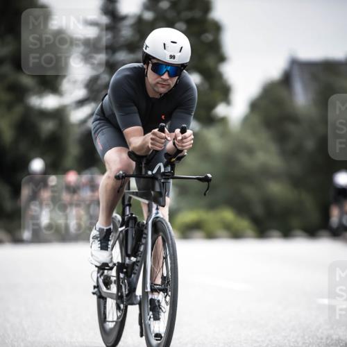 21.06.2026 - 29. Vierlanden-Triathlon H.Heesch http://msf.ph/oto/9884980 21.06.2026 10:36:45 Radfahren 51, 55, 78, 99, 106, 128, 197, 292 meine-sportfotos.de