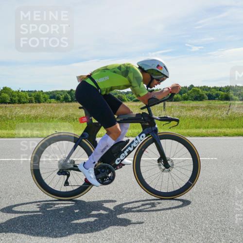21.06.2026 - Viking Triathlon Michael Burmester http://msf.ph/oto/9885002 21.06.2026 11:29:58 Radfahren 34, 45, 125, 150, 167, 188, 220, 300, 327, 340, 356, 464, 519, 601, 615, 646, 656, 663 meine-sportfotos.de