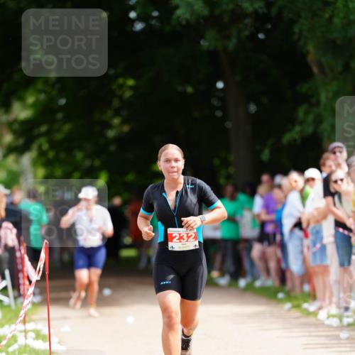 21.06.2026 - 29. Vierlanden-Triathlon LAZAROV Photography http://msf.ph/oto/9885029 21.06.2026 13:19:04 Laufen 114, 232 meine-sportfotos.de