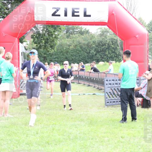 21.06.2026 - 29. Vierlanden-Triathlon Andreas Tolksdorf http://msf.ph/oto/9885044 21.06.2026 11:28:19 Ziel 599, 600, 602, 599, 600, 602 meine-sportfotos.de