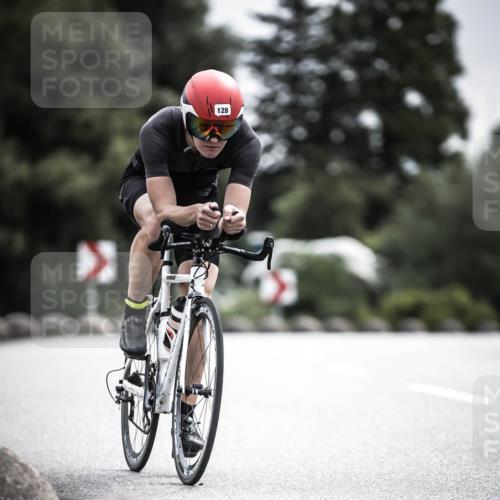 21.06.2026 - 29. Vierlanden-Triathlon H.Heesch http://msf.ph/oto/9885132 21.06.2026 10:36:50 Radfahren 55, 128, 197, 264, 292 meine-sportfotos.de