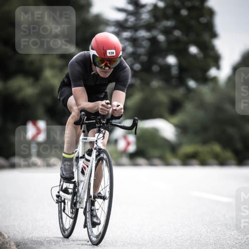 21.06.2026 - 29. Vierlanden-Triathlon H.Heesch http://msf.ph/oto/9885134 21.06.2026 10:36:50 Radfahren 55, 128, 197, 264, 292 meine-sportfotos.de