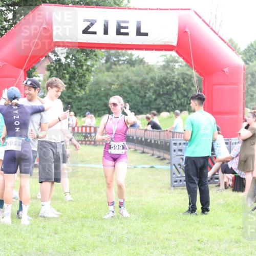 21.06.2026 - 29. Vierlanden-Triathlon Andreas Tolksdorf http://msf.ph/oto/9885177 21.06.2026 11:28:29 Ziel 401, 540, 401, 540 meine-sportfotos.de