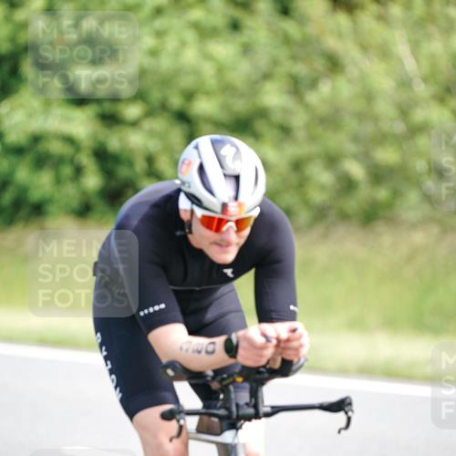 21.06.2026 - Viking Triathlon Michael Burmester http://msf.ph/oto/9885201 21.06.2026 11:21:19 Radfahren 24, 40, 43, 76, 76, 82, 203, 285, 328, 365, 380, 427, 433, 433, 575, 648 meine-sportfotos.de