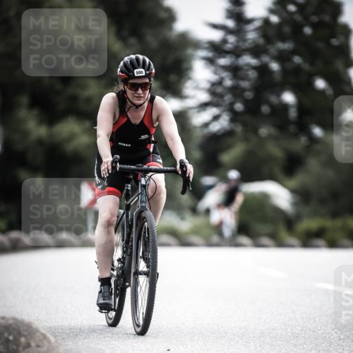 21.06.2026 - 29. Vierlanden-Triathlon H.Heesch http://msf.ph/oto/9885313 21.06.2026 10:37:09 Radfahren 7, 40, 61, 500 meine-sportfotos.de