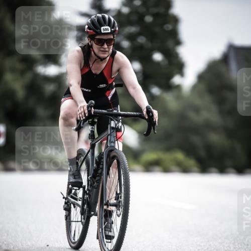 21.06.2026 - 29. Vierlanden-Triathlon H.Heesch http://msf.ph/oto/9885347 21.06.2026 10:37:09 Radfahren 7, 40, 61, 500 meine-sportfotos.de