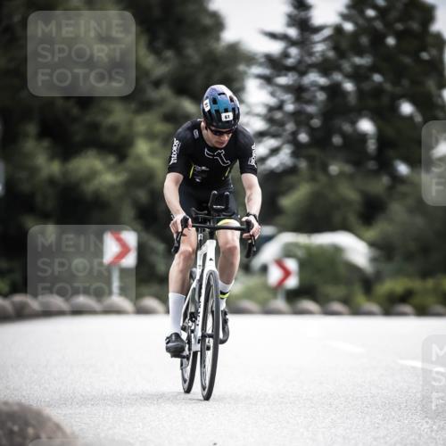 21.06.2026 - 29. Vierlanden-Triathlon H.Heesch http://msf.ph/oto/9885386 21.06.2026 10:37:14 Radfahren 7, 61, 161, 345, 500 meine-sportfotos.de