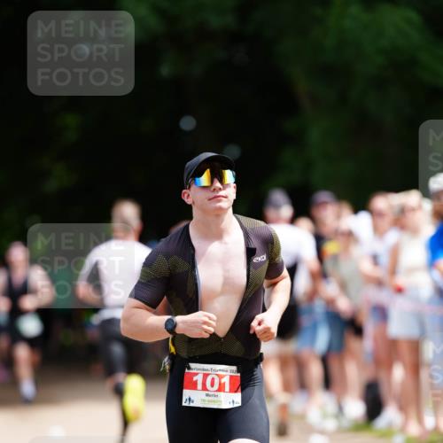 21.06.2026 - 29. Vierlanden-Triathlon LAZAROV Photography http://msf.ph/oto/9885417 21.06.2026 13:21:05 Laufen 202, 101 meine-sportfotos.de