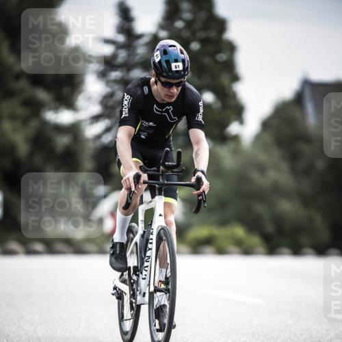 21.06.2026 - 29. Vierlanden-Triathlon H.Heesch http://msf.ph/oto/9885425 21.06.2026 10:37:14 Radfahren 7, 61, 161, 345, 500 meine-sportfotos.de