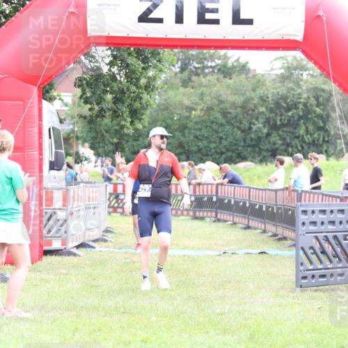 21.06.2026 - 29. Vierlanden-Triathlon Andreas Tolksdorf http://msf.ph/oto/9885447 21.06.2026 11:29:22 Ziel 427, 432, 623, 427, 432, 623 meine-sportfotos.de
