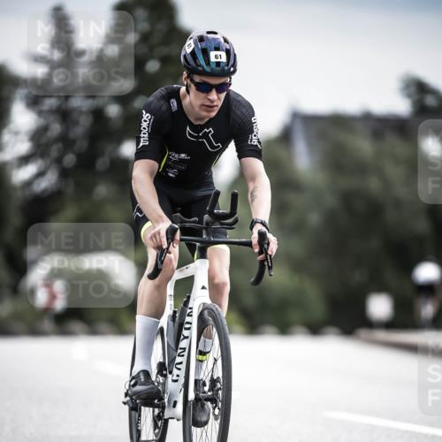 21.06.2026 - 29. Vierlanden-Triathlon H.Heesch http://msf.ph/oto/9885449 21.06.2026 10:37:14 Radfahren 7, 61, 161, 345, 500 meine-sportfotos.de