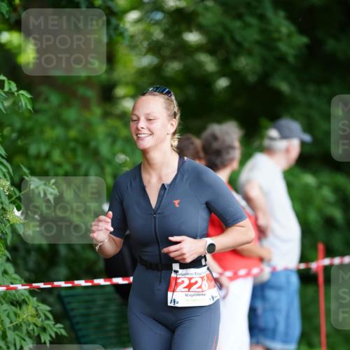 21.06.2026 - 29. Vierlanden-Triathlon LAZAROV Photography http://msf.ph/oto/9885643 21.06.2026 13:22:17 Laufen 226 meine-sportfotos.de