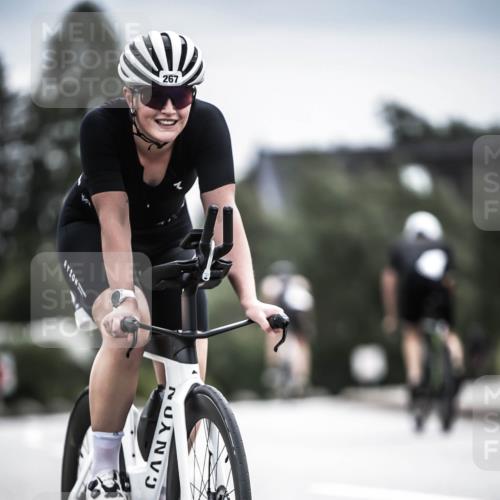 21.06.2026 - 29. Vierlanden-Triathlon H.Heesch http://msf.ph/oto/9885681 21.06.2026 10:37:36 Radfahren 267, 361, 395 meine-sportfotos.de