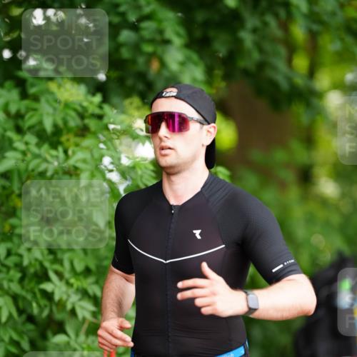 21.06.2026 - 29. Vierlanden-Triathlon LAZAROV Photography http://msf.ph/oto/9885698 21.06.2026 13:22:33 Laufen 202, 675, 114, 4 meine-sportfotos.de