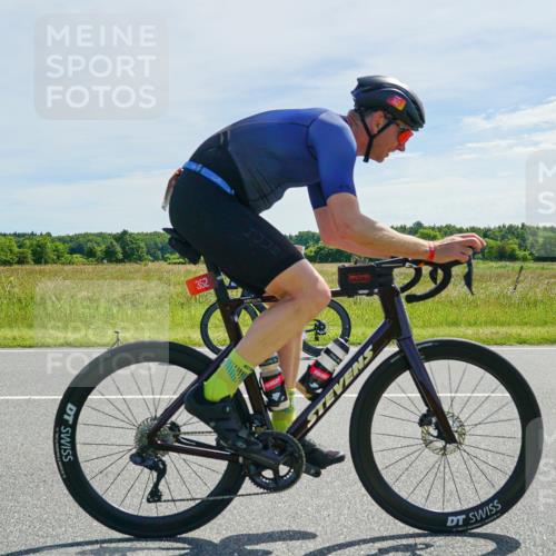 21.06.2026 - Viking Triathlon Michael Burmester http://msf.ph/oto/9885721 21.06.2026 11:37:54 Radfahren 13, 13, 30, 48, 54, 170, 200, 249, 251, 310, 323, 343, 352, 404, 472, 534, 543, 568, 620, 635 meine-sportfotos.de
