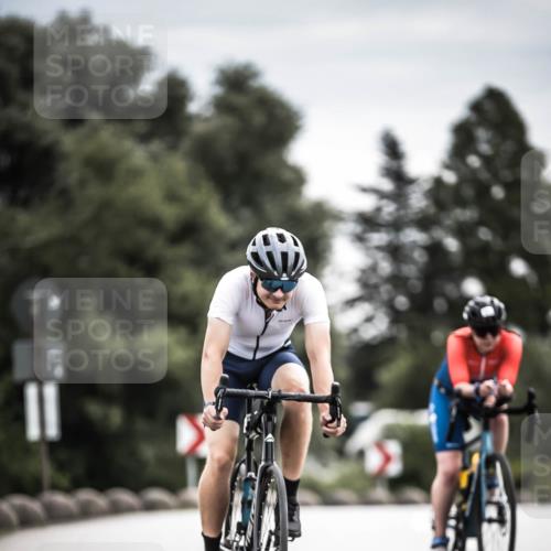 21.06.2026 - 29. Vierlanden-Triathlon H.Heesch http://msf.ph/oto/9885731 21.06.2026 10:37:50 Radfahren 20, 35, 67, 233, 303, 336, 429, 437 meine-sportfotos.de