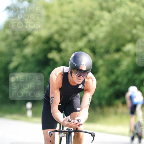 21.06.2026 - Viking Triathlon Michael Burmester http://msf.ph/oto/9885749 21.06.2026 11:24:45 Radfahren 55, 55, 64, 68, 117, 182, 199, 255, 267, 386, 397, 413, 490, 502, 515, 545, 612, 634 meine-sportfotos.de