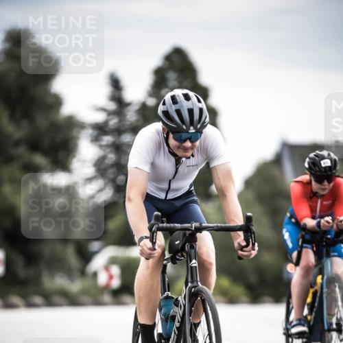 21.06.2026 - 29. Vierlanden-Triathlon H.Heesch http://msf.ph/oto/9885766 21.06.2026 10:37:50 Radfahren 20, 35, 67, 233, 303, 336, 429, 437 meine-sportfotos.de