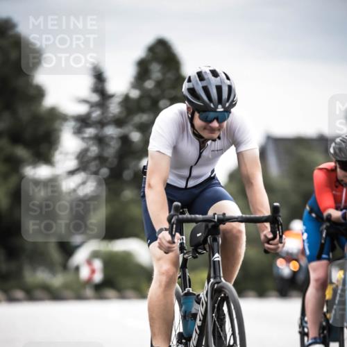 21.06.2026 - 29. Vierlanden-Triathlon H.Heesch http://msf.ph/oto/9885772 21.06.2026 10:37:51 Radfahren 20, 35, 67, 233, 303, 437 meine-sportfotos.de
