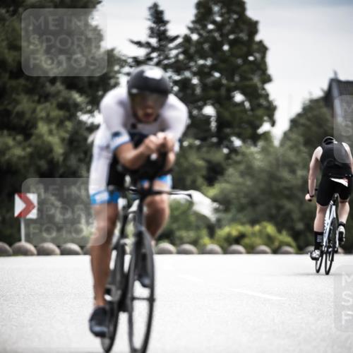 21.06.2026 - 29. Vierlanden-Triathlon H.Heesch http://msf.ph/oto/9885861 21.06.2026 10:38:56 Radfahren 175, 225 meine-sportfotos.de