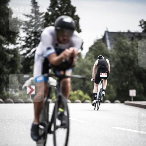 21.06.2026 - 29. Vierlanden-Triathlon H.Heesch http://msf.ph/oto/9885873 21.06.2026 10:38:56 Radfahren 175, 225 meine-sportfotos.de