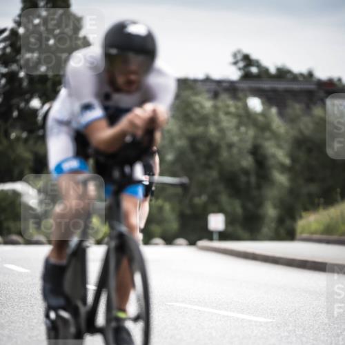 21.06.2026 - 29. Vierlanden-Triathlon H.Heesch http://msf.ph/oto/9885881 21.06.2026 10:38:56 Radfahren 175, 225 meine-sportfotos.de