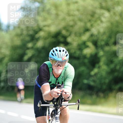 21.06.2026 - Viking Triathlon Michael Burmester http://msf.ph/oto/9885882 21.06.2026 11:25:32 Radfahren 81, 84, 113, 119, 132, 160, 176, 224, 256, 264, 309, 347, 401, 419, 426, 491, 565, 664, 669 meine-sportfotos.de