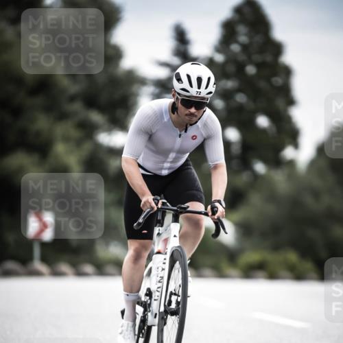 21.06.2026 - 29. Vierlanden-Triathlon H.Heesch http://msf.ph/oto/9885904 21.06.2026 10:39:09 Radfahren 72, 181 meine-sportfotos.de