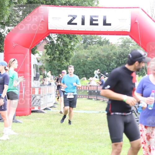 21.06.2026 - 29. Vierlanden-Triathlon Andreas Tolksdorf http://msf.ph/oto/9885911 21.06.2026 11:29:53 Ziel 404, 418, 530, 545, 404, 418, 530, 545 meine-sportfotos.de