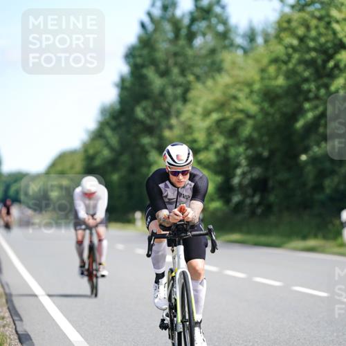 21.06.2026 - Viking Triathlon Michael Burmester http://msf.ph/oto/9885913 21.06.2026 11:25:36 Radfahren 84, 113, 119, 132, 160, 176, 224, 256, 264, 309, 347, 401, 419, 426, 474, 491, 565, 664, 669 meine-sportfotos.de