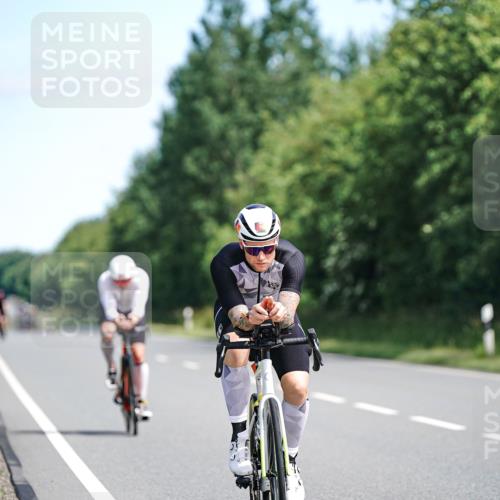 21.06.2026 - Viking Triathlon Michael Burmester http://msf.ph/oto/9885919 21.06.2026 11:25:37 Radfahren 84, 113, 119, 132, 160, 176, 224, 256, 264, 309, 309, 347, 401, 419, 426, 474, 491, 565, 664, 669 meine-sportfotos.de