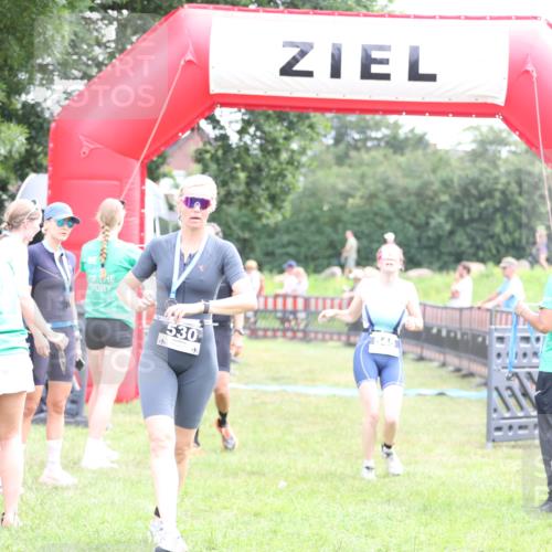 21.06.2026 - 29. Vierlanden-Triathlon Andreas Tolksdorf http://msf.ph/oto/9885957 21.06.2026 11:30:02 Ziel 404, 406, 545, 404, 406, 545 meine-sportfotos.de