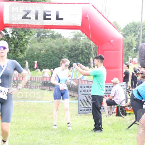 21.06.2026 - 29. Vierlanden-Triathlon Andreas Tolksdorf http://msf.ph/oto/9886005 21.06.2026 11:30:03 Ziel 406, 545, 614, 406, 545, 614 meine-sportfotos.de