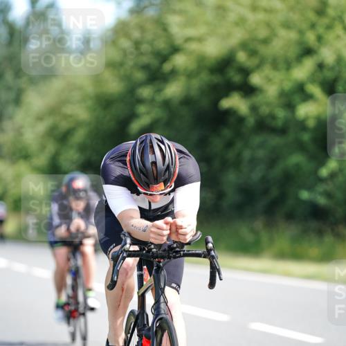 21.06.2026 - Viking Triathlon Michael Burmester http://msf.ph/oto/9886039 21.06.2026 11:26:05 Radfahren 52, 58, 86, 133, 133, 165, 169, 189, 190, 280, 309, 316, 456, 526, 527, 546, 645 meine-sportfotos.de