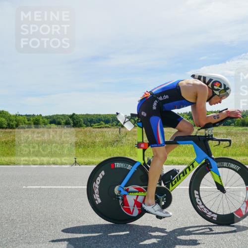 21.06.2026 - Viking Triathlon Michael Burmester http://msf.ph/oto/9886138 21.06.2026 11:45:50 Radfahren 8, 46, 60, 111, 123, 138, 186, 212, 227, 438, 495, 532, 541, 562 meine-sportfotos.de