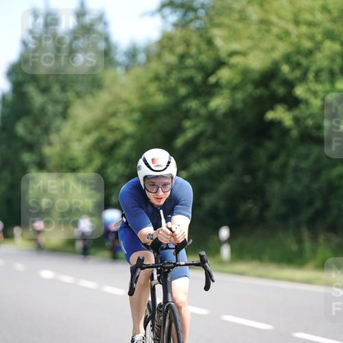 21.06.2026 - Viking Triathlon Michael Burmester http://msf.ph/oto/9886155 21.06.2026 11:26:16 Radfahren 52, 58, 77, 99, 133, 133, 141, 165, 190, 280, 316, 429, 442, 546, 560 meine-sportfotos.de