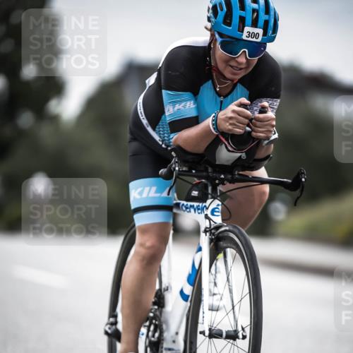 21.06.2026 - 29. Vierlanden-Triathlon H.Heesch http://msf.ph/oto/9886205 21.06.2026 10:39:59 Radfahren 154, 300 meine-sportfotos.de